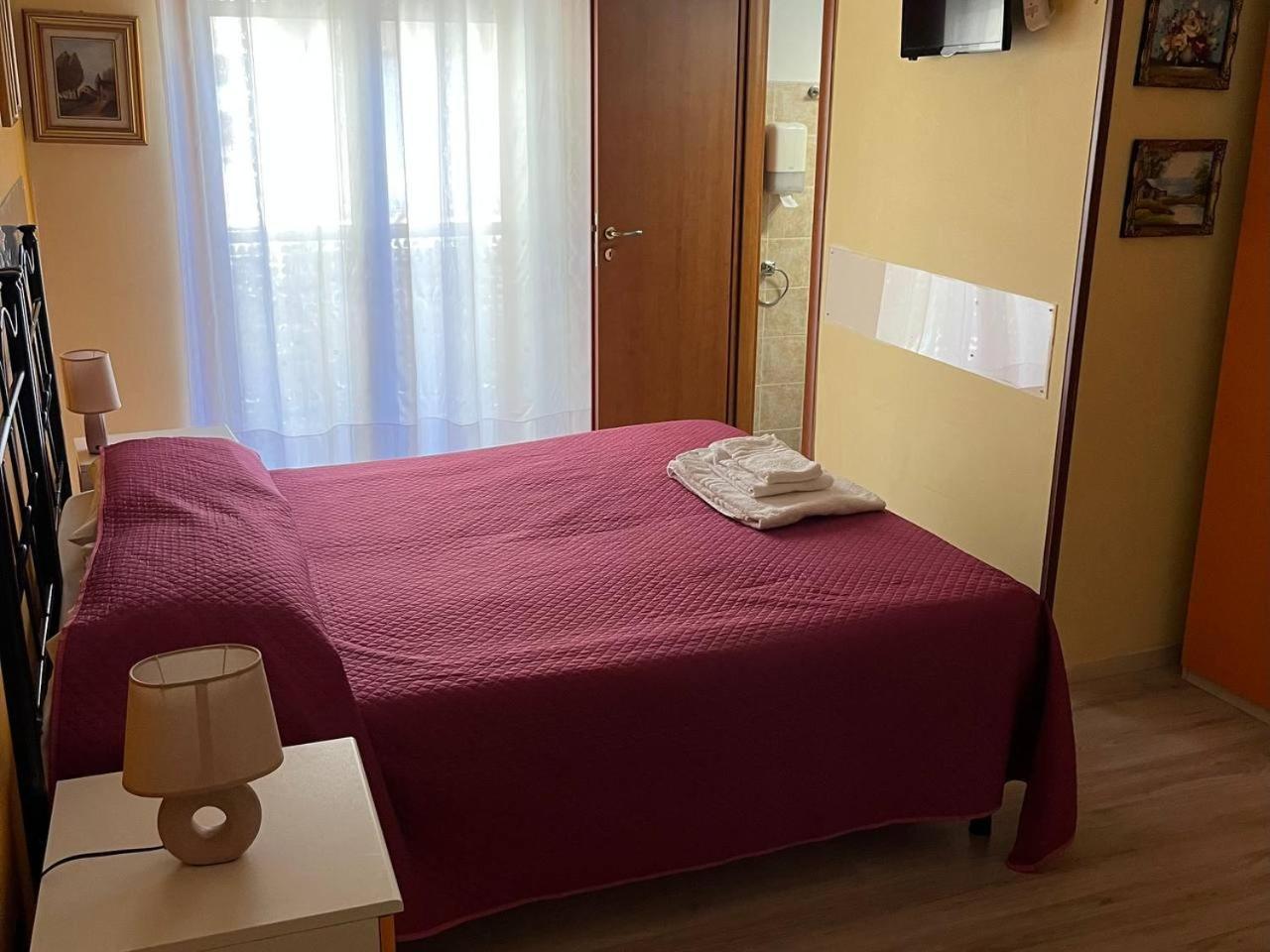 Il Petalo di Cristallo Crotone Esterno foto